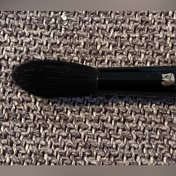 New LANCÔME Eyeshadow Blending Brush #17 - Picture 3 of 4